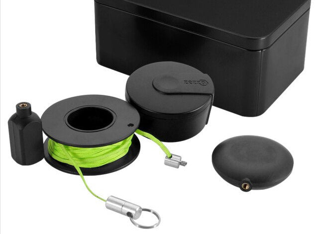 UrbanVibe™ Magnetic Wire Puller